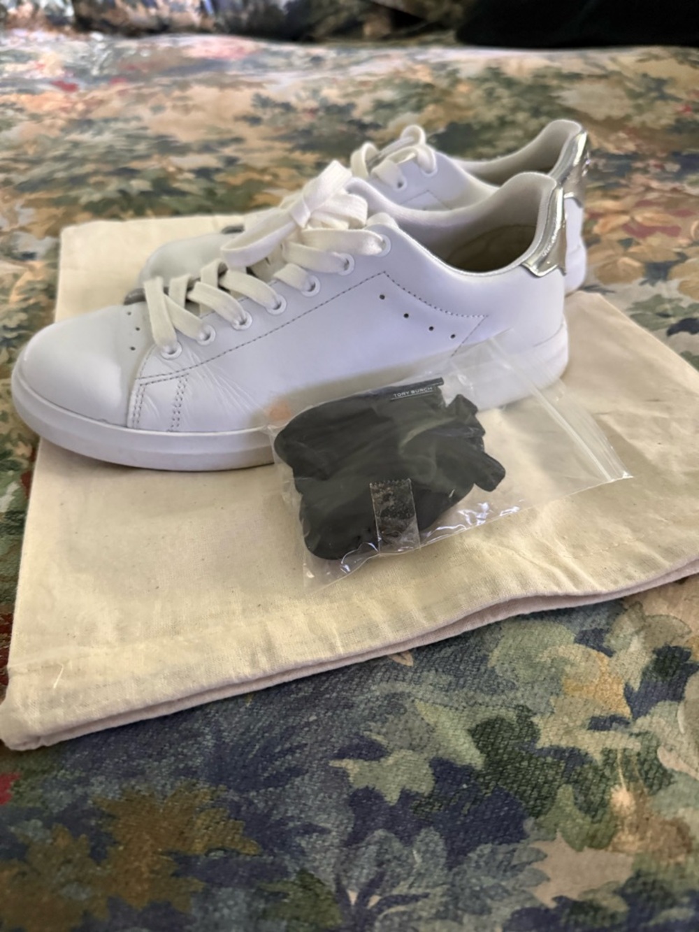 Tory Burch Sneakers